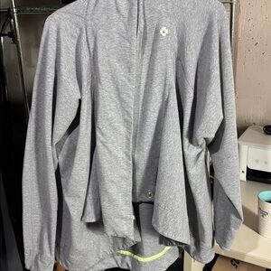 Lululemon Sweater / Wrap 24” P2P